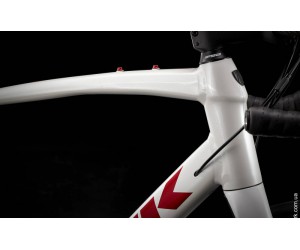 Велосипед Trek DOMANE AL 3 28 WT-BK белый -2022