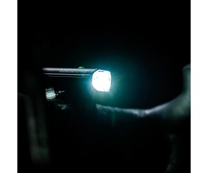 Передний свет Lezyne MACRO DRIVE 1400+ FRONT Черный матовый 1400 люмен Y17