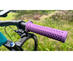 Грипси ODI Vans v2.1 Lock-On MTB Closed End 135mm