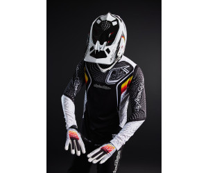 Вело шолом TLD D4 CARBON HELMET; [STEALTH BLACK]