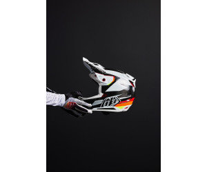 Вело шолом TLD D4 CARBON HELMET; [STEALTH BLACK]